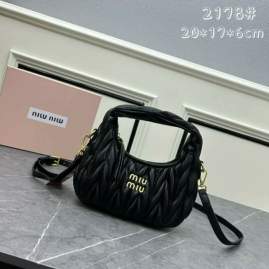 Picture of Miu Miu Handbags _SKUfw184961198fw